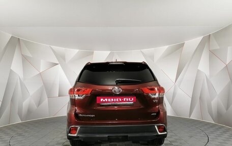 Toyota Highlander III, 2019 год, 3 045 000 рублей, 8 фотография
