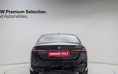 BMW 5 серия, 2025 год, 6 300 000 рублей, 4 фотография