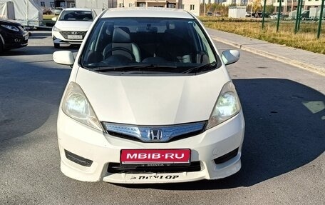 Honda Fit Shuttle I рестайлинг, 2011 год, 750 000 рублей, 1 фотография