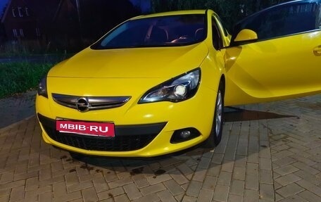 Opel Astra J, 2014 год, 720 000 рублей, 1 фотография