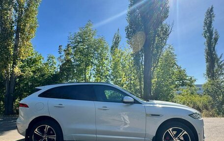 Jaguar F-Pace, 2016 год, 3 200 000 рублей, 5 фотография