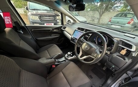 Honda Fit III, 2017 год, 1 300 000 рублей, 11 фотография