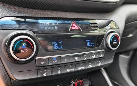 Hyundai Tucson III, 2018 год, 2 505 000 рублей, 13 фотография