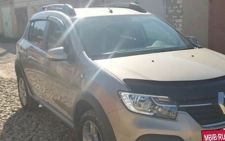 Renault Sandero II рестайлинг, 2020 год, 1 300 000 рублей, 4 фотография