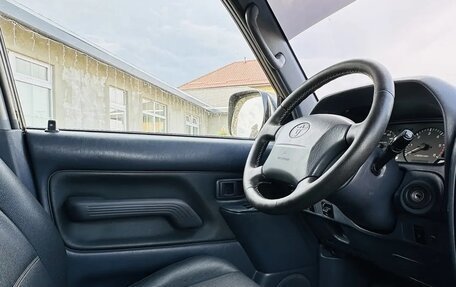 Toyota Land Cruiser Prado 90 рестайлинг, 1999 год, 1 600 000 рублей, 28 фотография