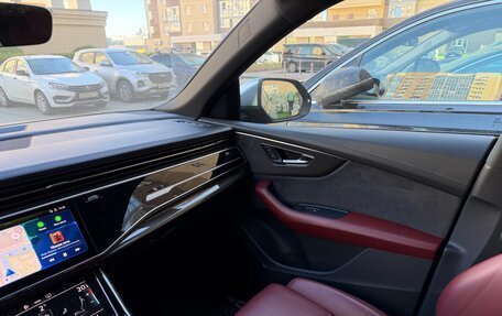 Audi SQ8, 2020 год, 8 900 000 рублей, 4 фотография