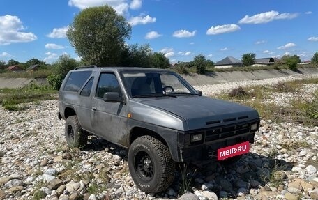 Nissan Terrano II рестайлинг, 1988 год, 360 000 рублей, 2 фотография