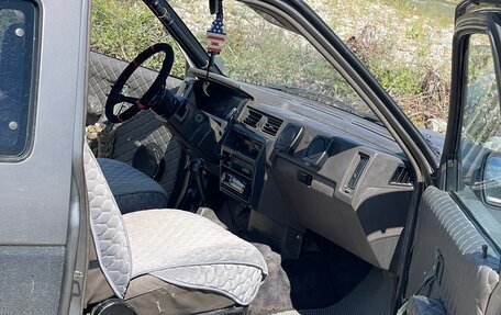 Nissan Terrano II рестайлинг, 1988 год, 360 000 рублей, 6 фотография