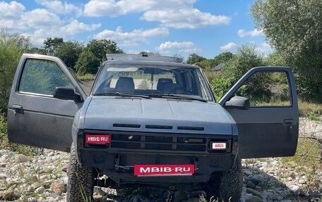 Nissan Terrano II рестайлинг, 1988 год, 360 000 рублей, 7 фотография