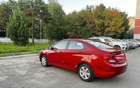 Hyundai Solaris II рестайлинг, 2012 год, 1 100 000 рублей, 3 фотография
