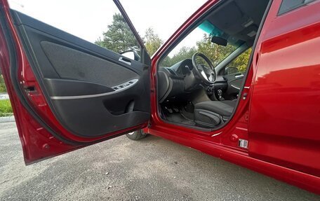 Hyundai Solaris II рестайлинг, 2012 год, 1 100 000 рублей, 12 фотография