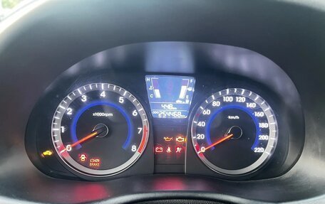 Hyundai Solaris II рестайлинг, 2012 год, 1 100 000 рублей, 16 фотография