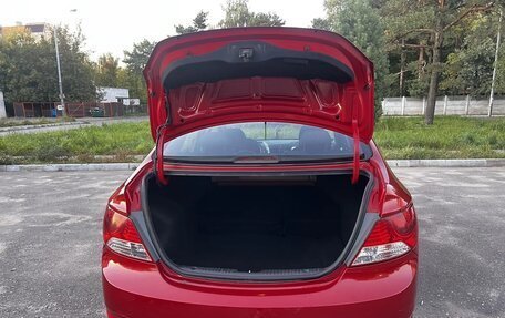 Hyundai Solaris II рестайлинг, 2012 год, 1 100 000 рублей, 15 фотография