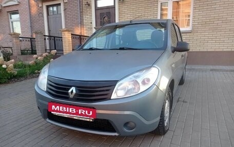 Renault Sandero I, 2010 год, 350 000 рублей, 3 фотография