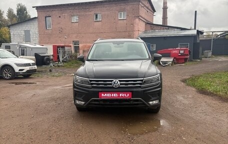 Volkswagen Tiguan II, 2017 год, 2 200 000 рублей, 7 фотография