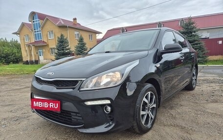 KIA Rio IV, 2019 год, 1 425 000 рублей, 2 фотография