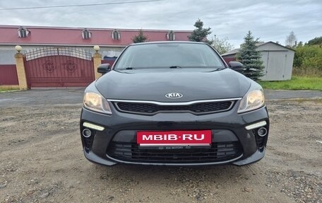 KIA Rio IV, 2019 год, 1 425 000 рублей, 3 фотография