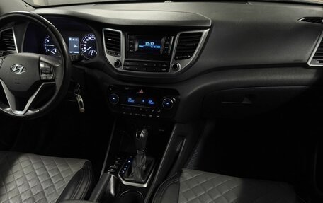 Hyundai Tucson III, 2017 год, 2 199 000 рублей, 14 фотография