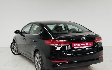 Hyundai Elantra VI рестайлинг, 2016 год, 1 890 000 рублей, 7 фотография
