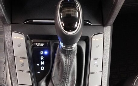 Hyundai Elantra VI рестайлинг, 2016 год, 1 890 000 рублей, 18 фотография