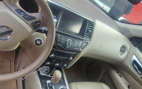 Nissan Pathfinder, 2014 год, 1 150 000 рублей, 3 фотография
