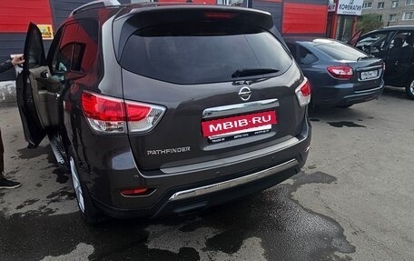Nissan Pathfinder, 2014 год, 1 150 000 рублей, 16 фотография