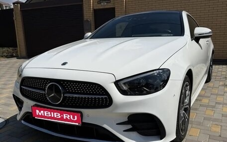 Mercedes-Benz E-Класс, 2022 год, 6 900 000 рублей, 4 фотография