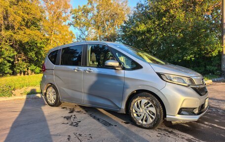 Honda Freed II, 2020 год, 1 670 000 рублей, 3 фотография
