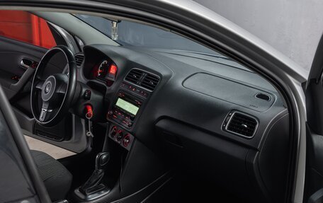 Volkswagen Polo VI (EU Market), 2012 год, 875 000 рублей, 21 фотография