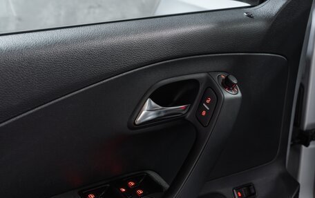 Volkswagen Polo VI (EU Market), 2012 год, 875 000 рублей, 22 фотография