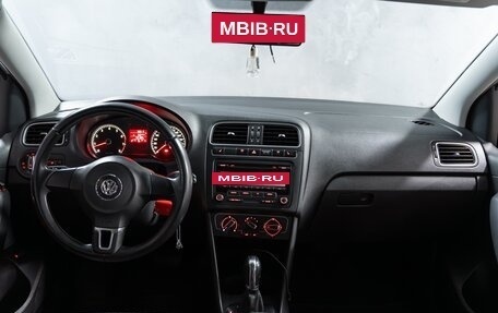 Volkswagen Polo VI (EU Market), 2012 год, 875 000 рублей, 31 фотография
