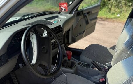 BMW 5 серия, 1993 год, 240 000 рублей, 11 фотография