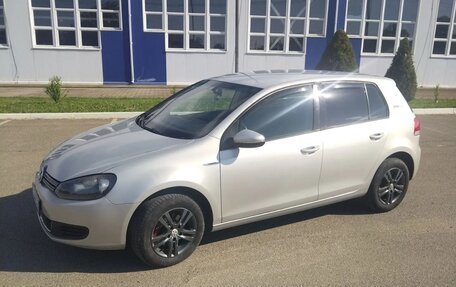 Volkswagen Golf VI, 2010 год, 600 000 рублей, 1 фотография