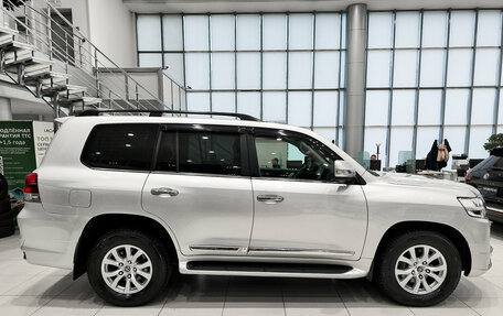 Toyota Land Cruiser 200, 2015 год, 3 950 000 рублей, 4 фотография