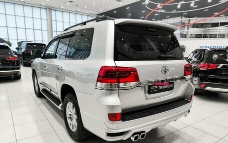 Toyota Land Cruiser 200, 2015 год, 3 950 000 рублей, 7 фотография