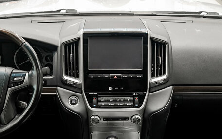 Toyota Land Cruiser 200, 2015 год, 3 950 000 рублей, 15 фотография
