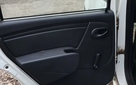 Renault Logan I, 2014 год, 140 000 рублей, 8 фотография
