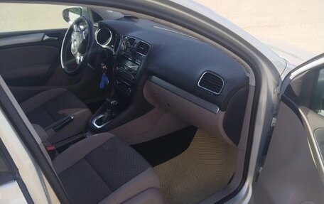 Volkswagen Golf VI, 2010 год, 600 000 рублей, 9 фотография