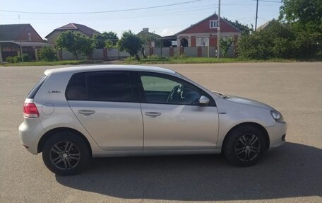 Volkswagen Golf VI, 2010 год, 600 000 рублей, 4 фотография