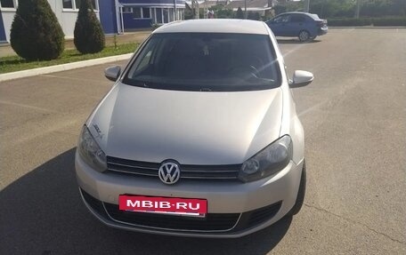 Volkswagen Golf VI, 2010 год, 600 000 рублей, 2 фотография