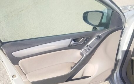 Volkswagen Golf VI, 2010 год, 600 000 рублей, 13 фотография