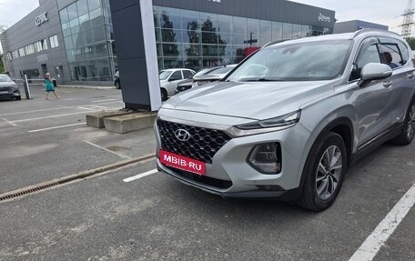 Hyundai Santa Fe IV, 2020 год, 2 100 000 рублей, 2 фотография
