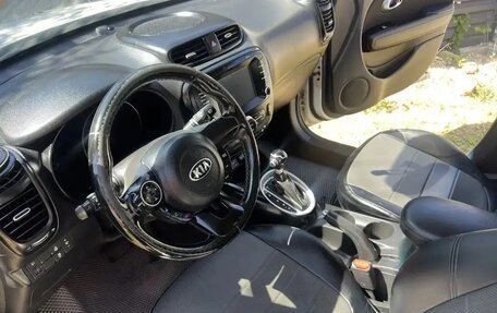 KIA Soul II рестайлинг, 2017 год, 1 290 000 рублей, 5 фотография