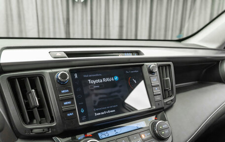 Toyota RAV4, 2017 год, 2 900 000 рублей, 18 фотография