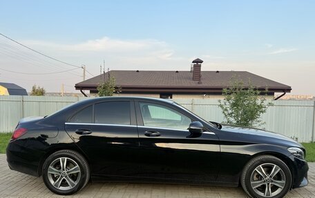Mercedes-Benz C-Класс, 2019 год, 2 100 000 рублей, 4 фотография