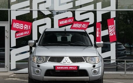 Mitsubishi L200 IV рестайлинг, 2013 год, 1 580 000 рублей, 3 фотография