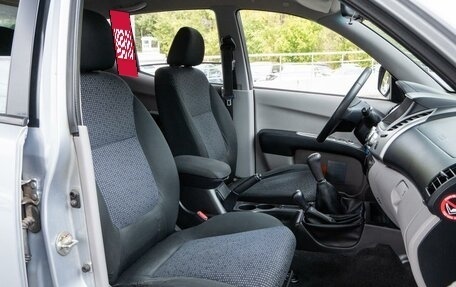 Mitsubishi L200 IV рестайлинг, 2013 год, 1 580 000 рублей, 8 фотография