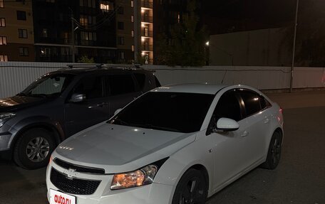 Chevrolet Cruze II, 2011 год, 810 000 рублей, 9 фотография