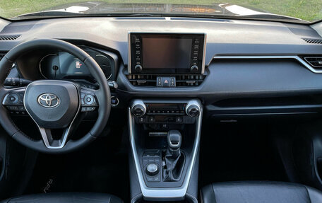 Toyota RAV4, 2020 год, 3 747 000 рублей, 12 фотография
