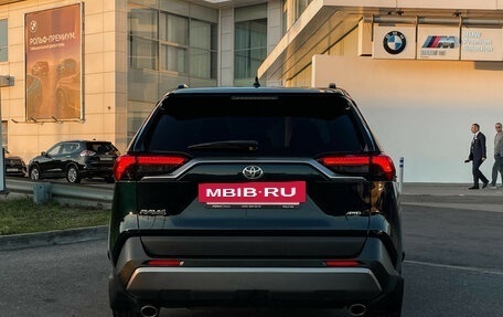Toyota RAV4, 2020 год, 3 747 000 рублей, 6 фотография